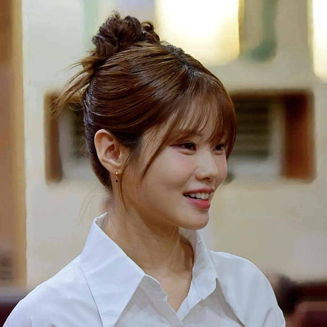 Behind-the-scenes cut of Bae Ahyeon