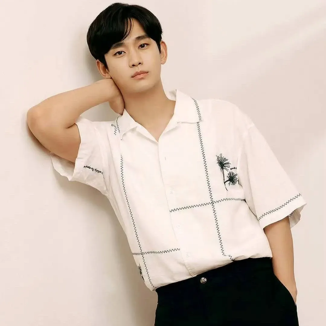 Behind-the-scenes cut of Kim Soohyun