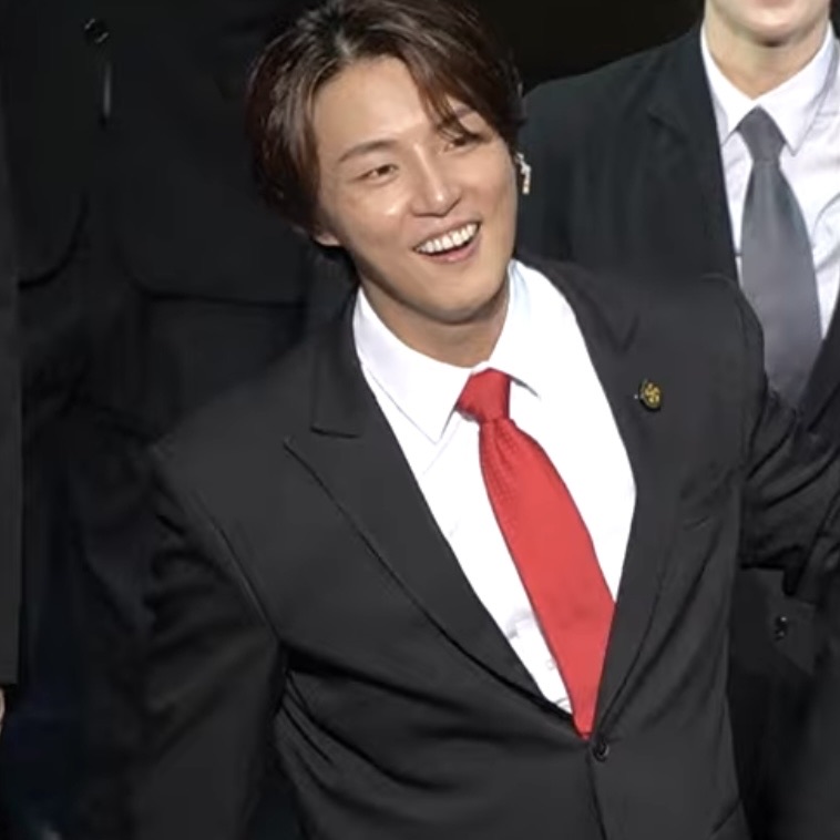 Latest photo of Yoon Shiyoon