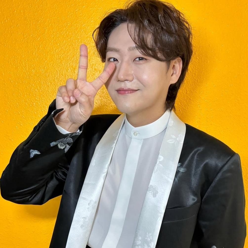 Behind-the-scenes cut of Min Soohyun