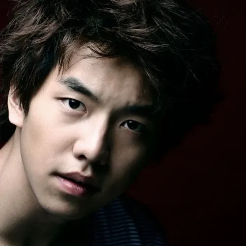 李昇基的最新照片