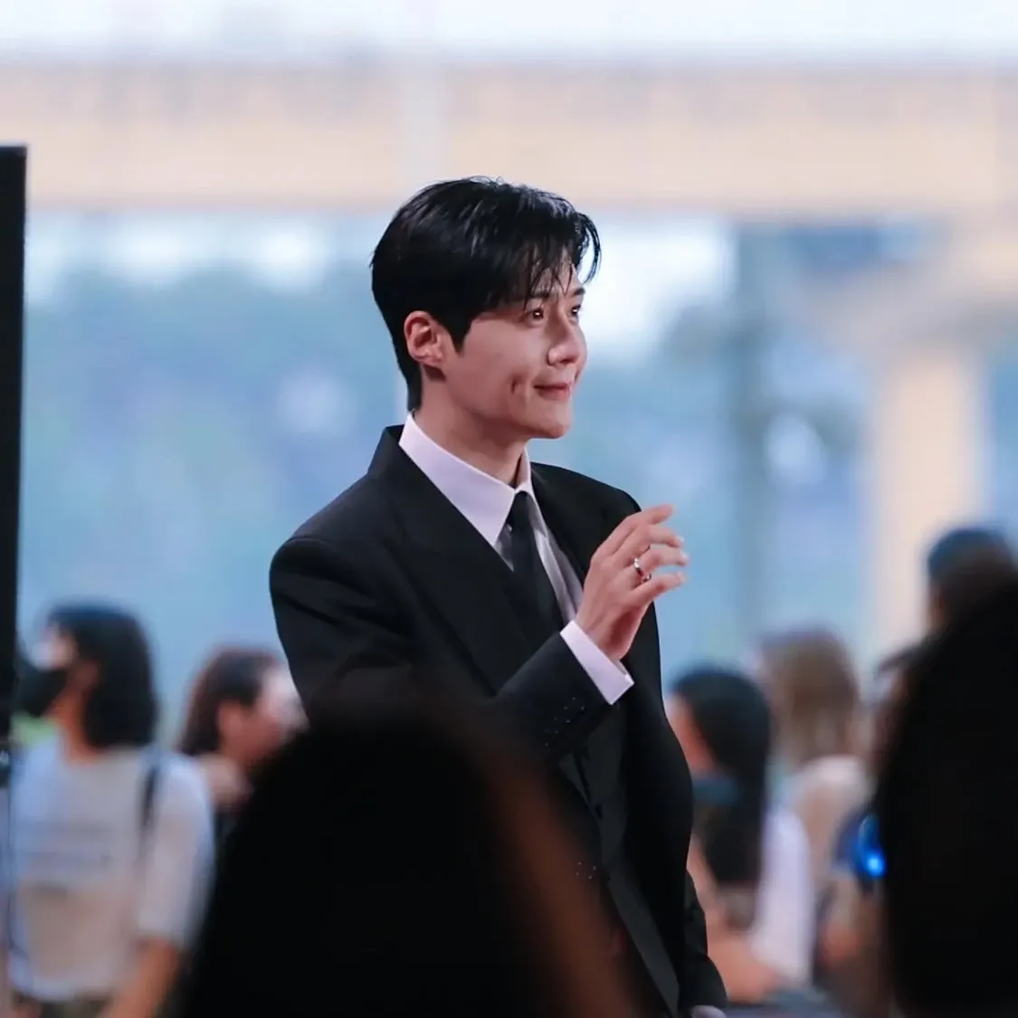 Foto kegiatan terbaru dari Kim Seonho