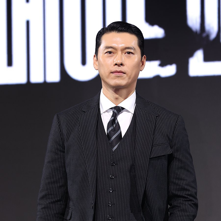 Momen yang diabadikan oleh penggemar Hyun Bin