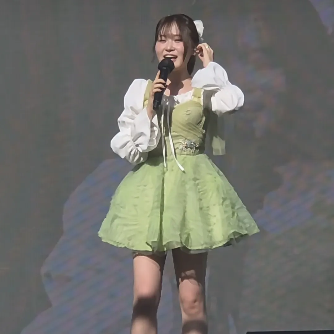Cuplikan di balik layar dari Kim Dahyun