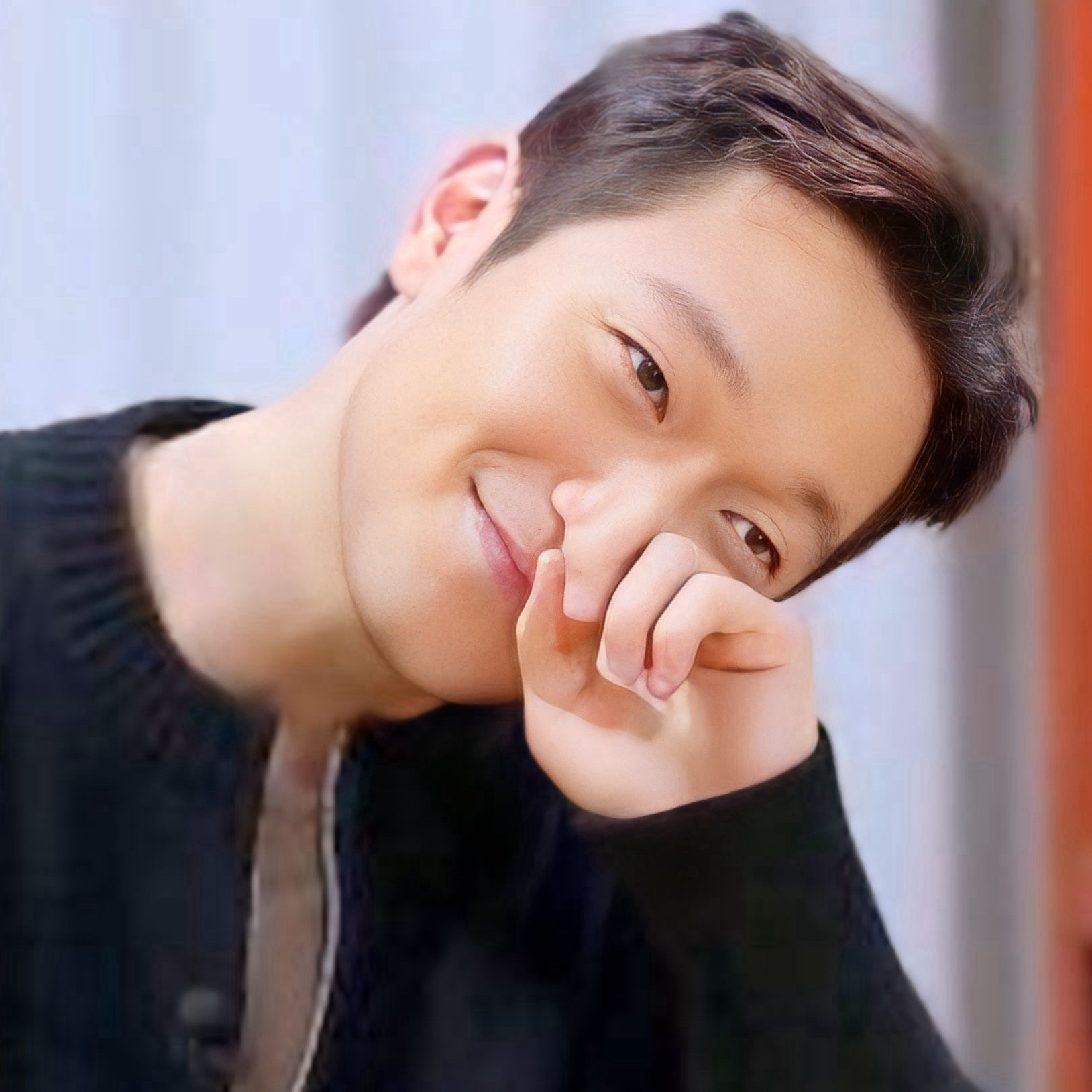 Recent activity shot of Son Seokkoo