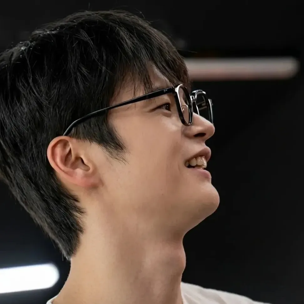 A moment captured by a fan of Seo Inguk