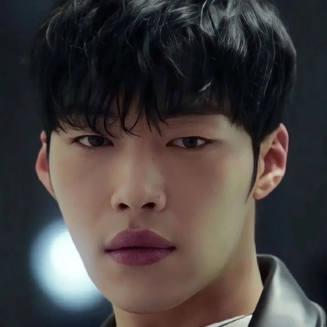 A moment captured by a fan of Woo Dohwan