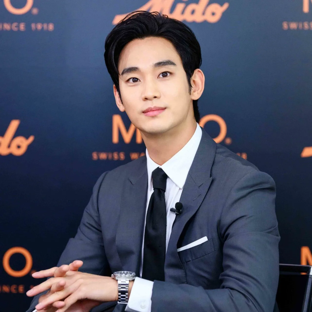 A moment captured by a fan of Kim Soohyun
