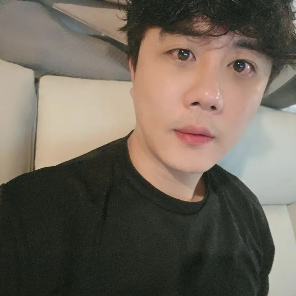 Behind-the-scenes cut of Jin Haesung