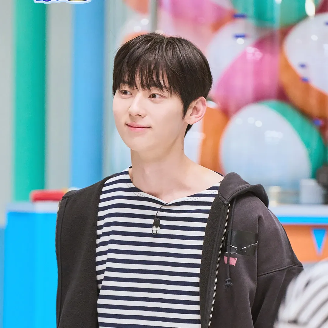 Recent activity shot of Hwang Minhyun