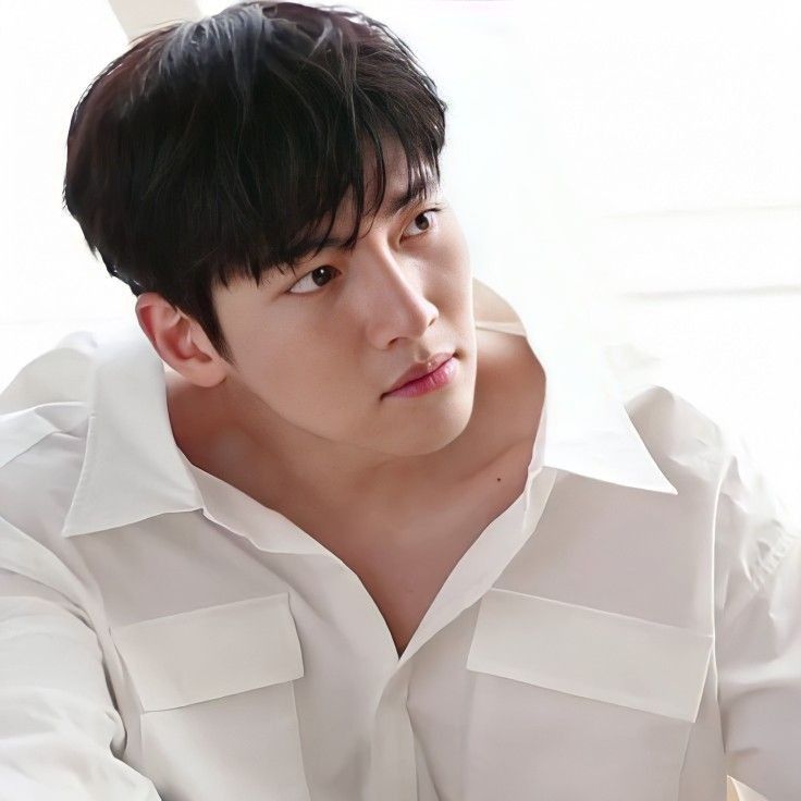 Recent activity shot of Ji Changwook