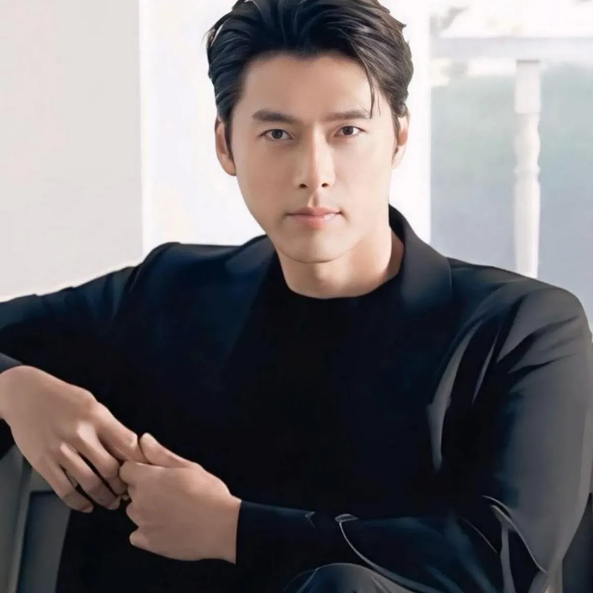 Foto kegiatan terbaru dari Hyun Bin