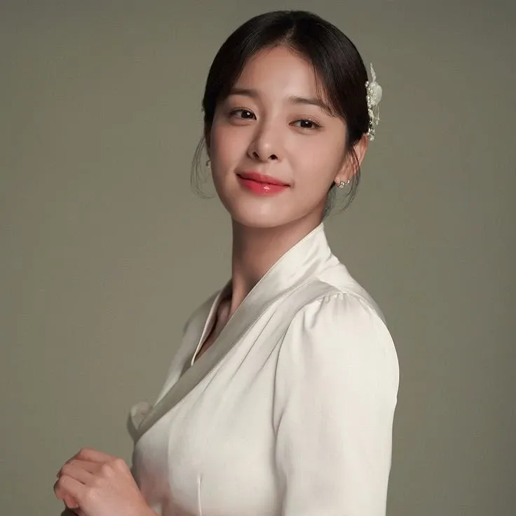 ソル・イナの最新写真