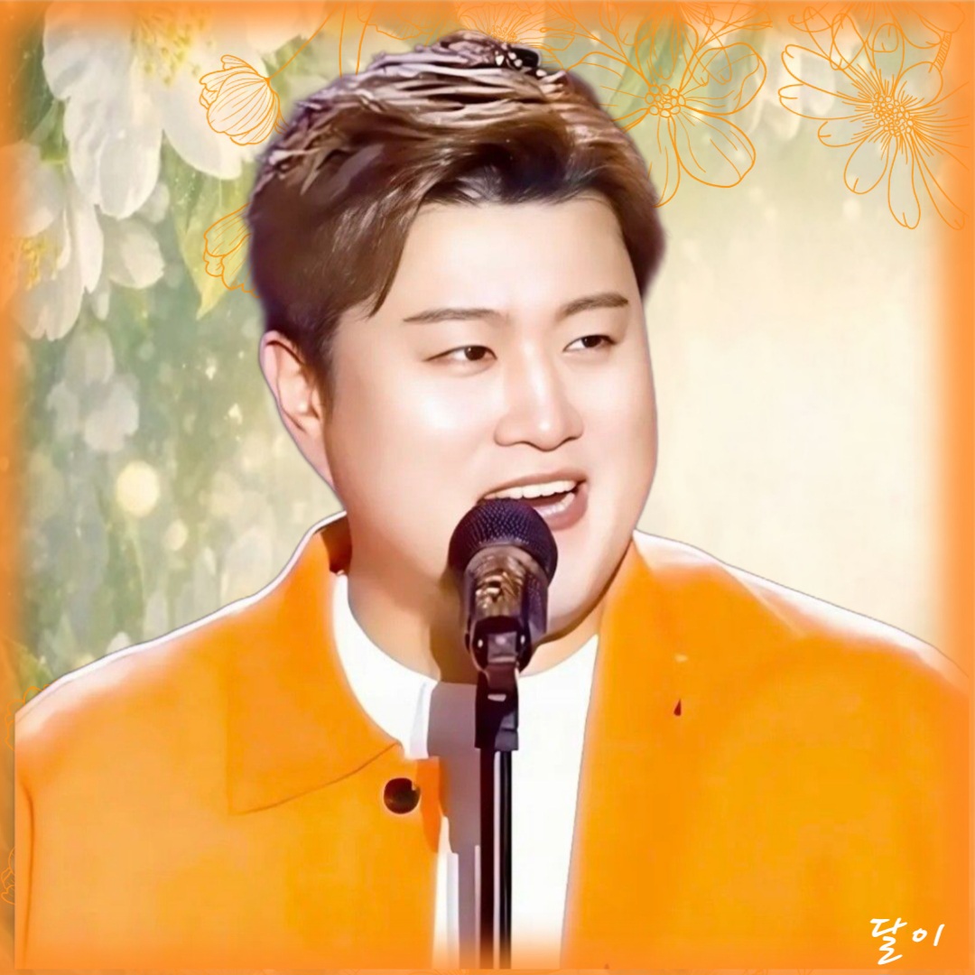 粉丝拍下的金浩中瞬间