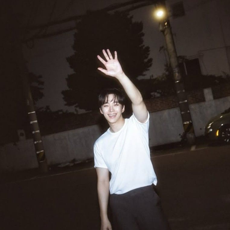 李俊昊的最新照片