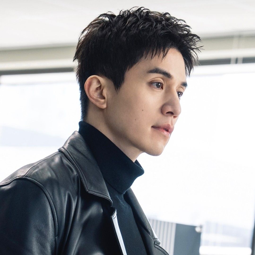 Behind-the-scenes cut of Lee Dongwook