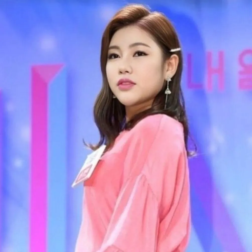 Cuplikan di balik layar dari Song Gain