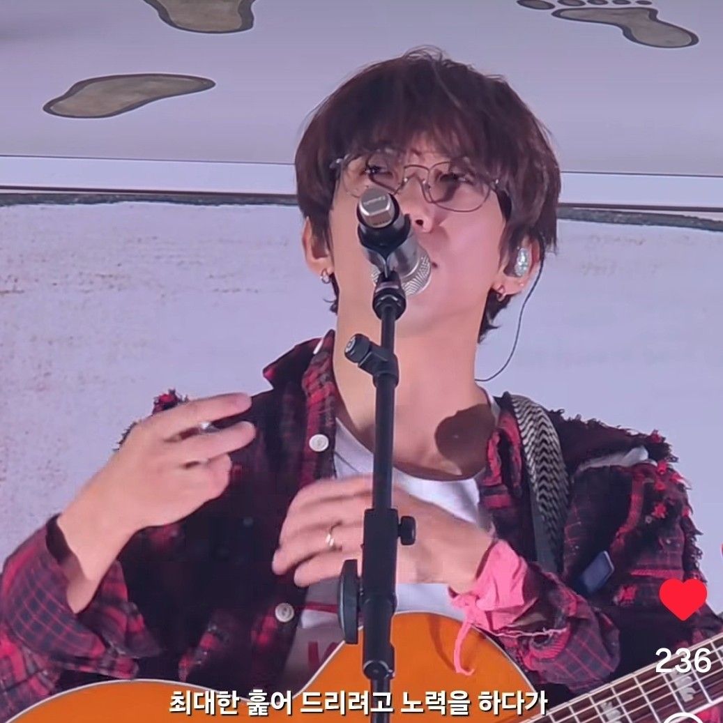 Latest photo of Lee Seungyoon