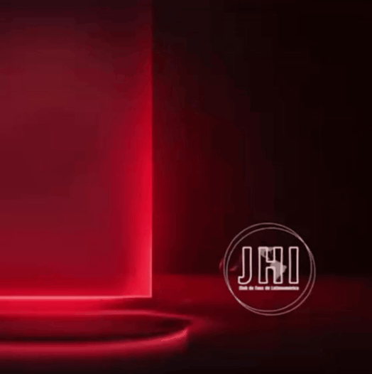 粉丝拍下的丁海寅瞬间