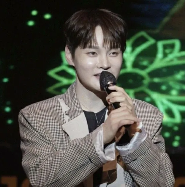 박서진 최근 활동샷