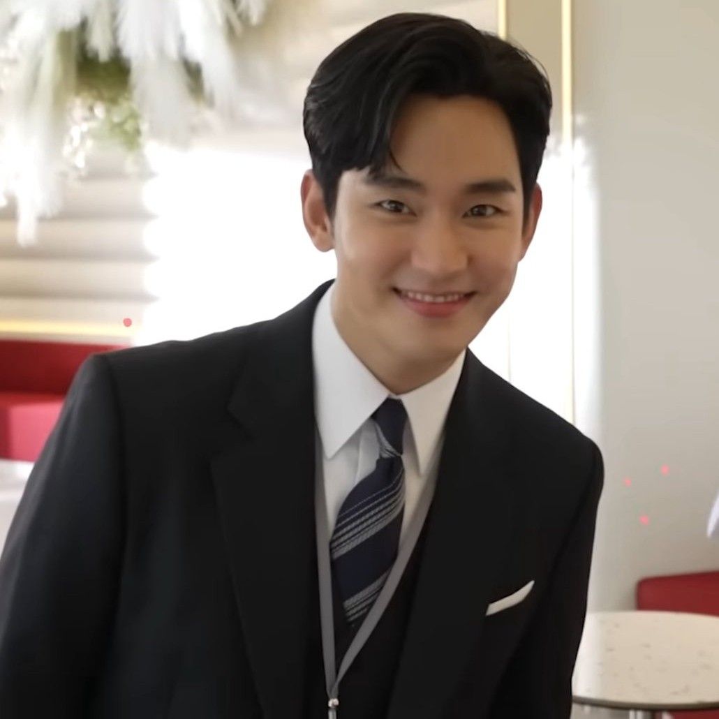 キム・スヒョンの最近の活動ショット