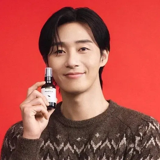 Behind-the-scenes cut of Park Seojoon