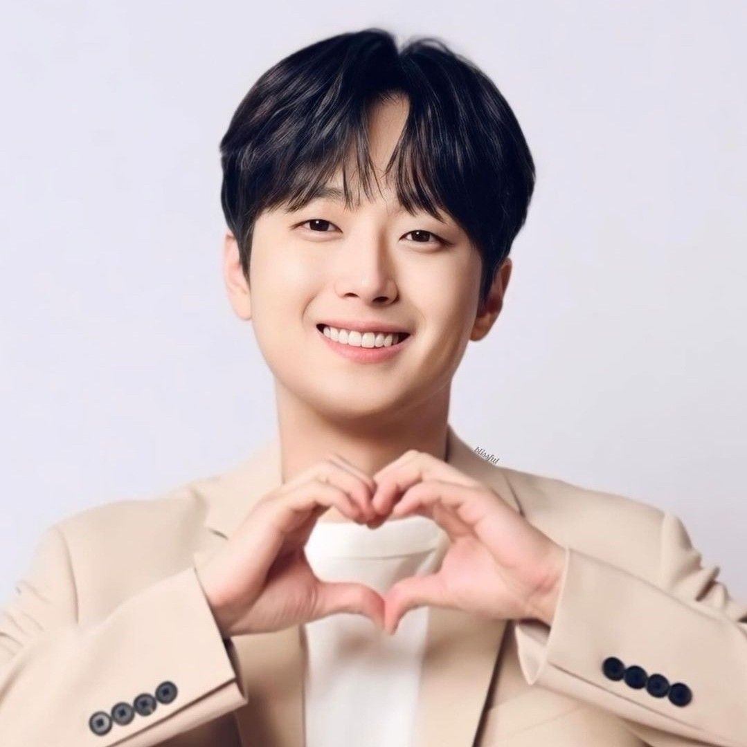 Momen yang diabadikan oleh penggemar Lee Chanwon