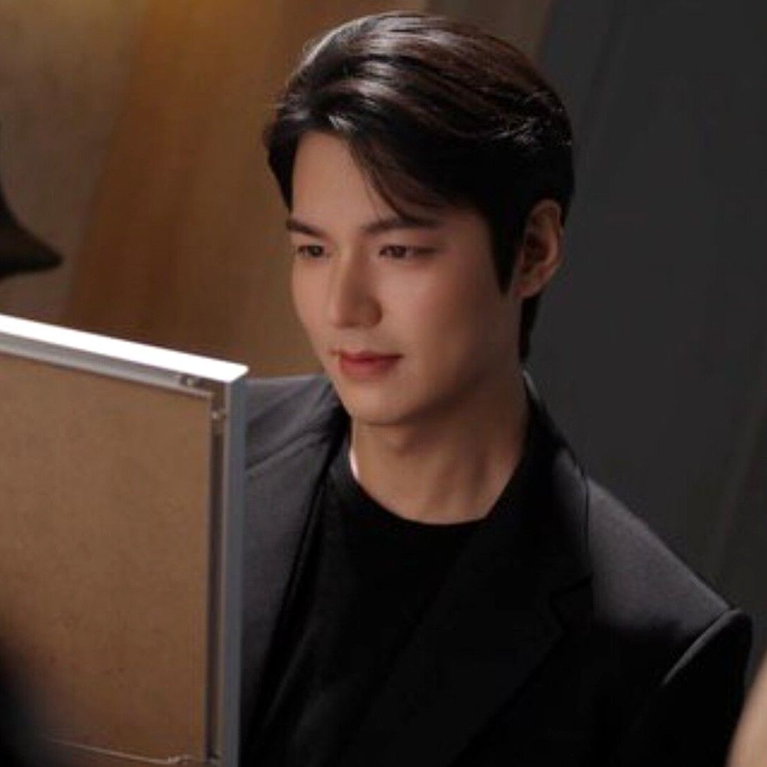 李敏镐的近期活动照