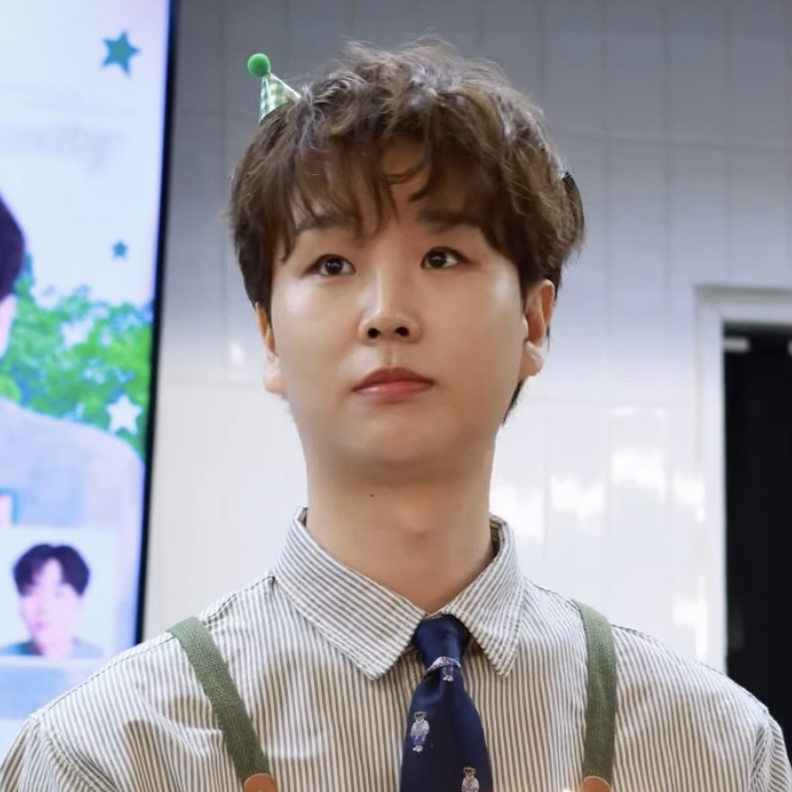 Behind-the-scenes cut of Song Minjun