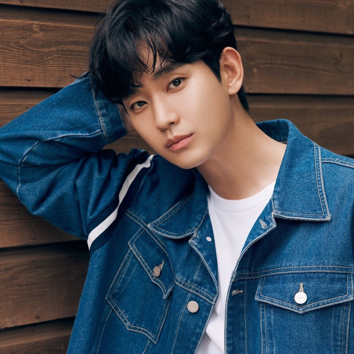 Recent activity shot of Kim Soohyun