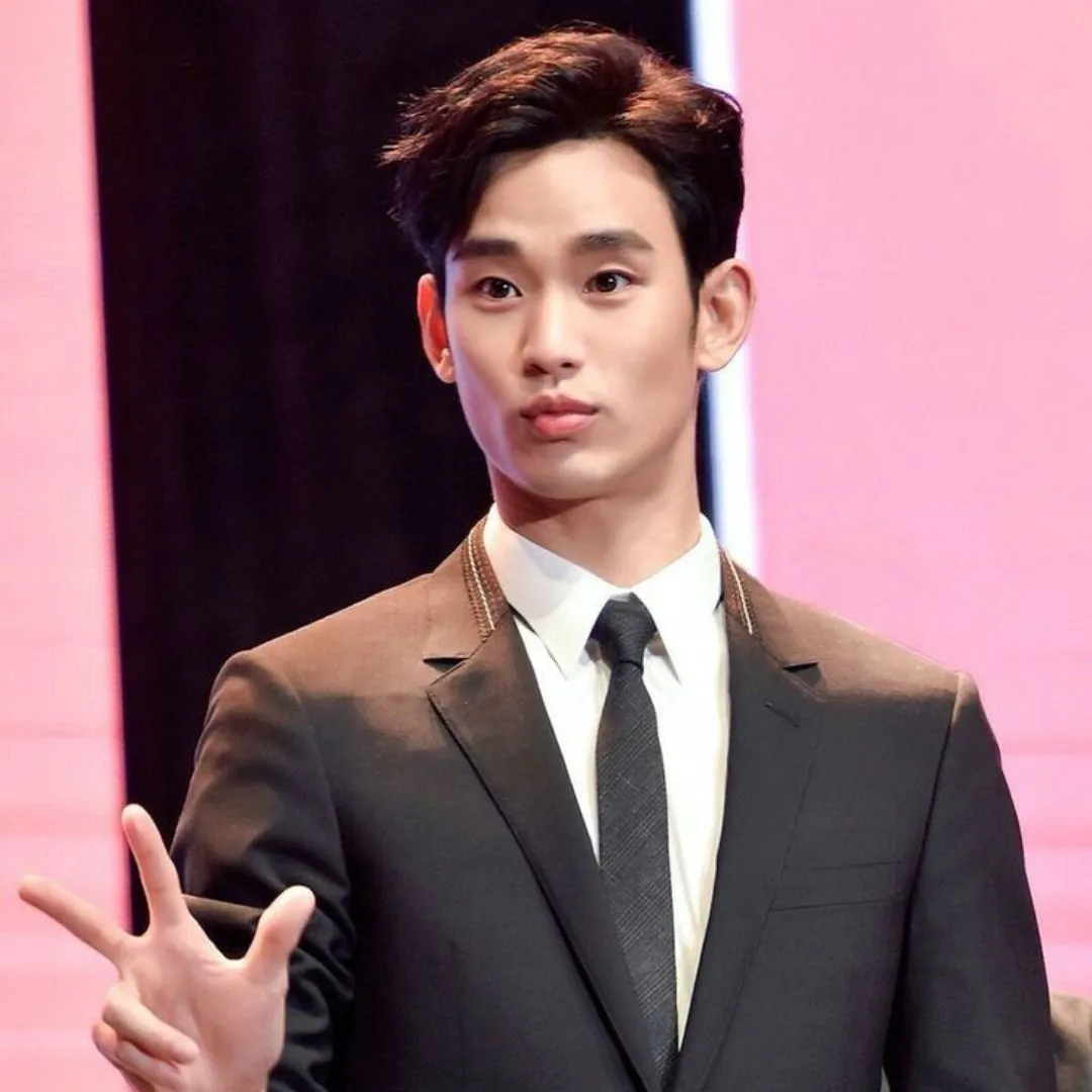 Behind-the-scenes cut of Kim Soohyun