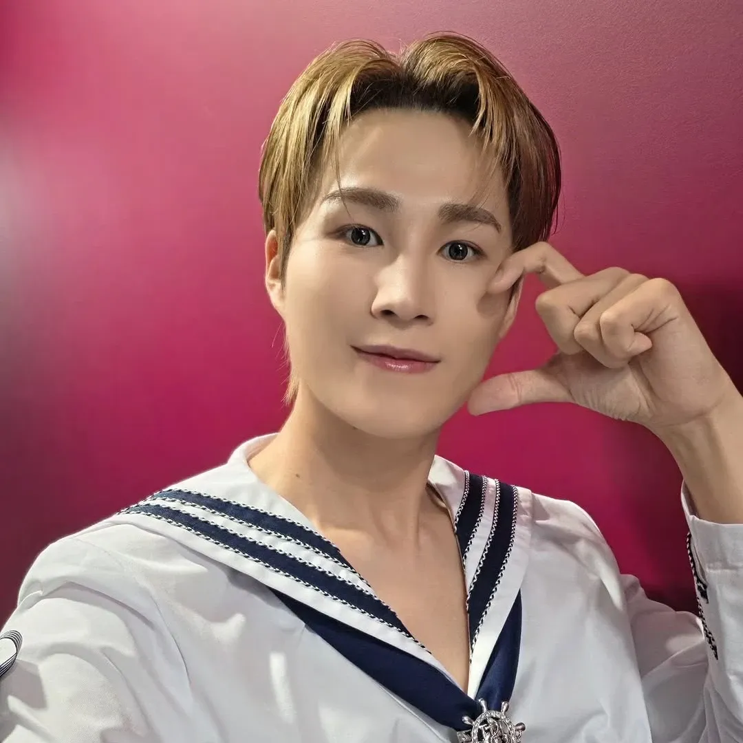 김희재의 비하인드 컷