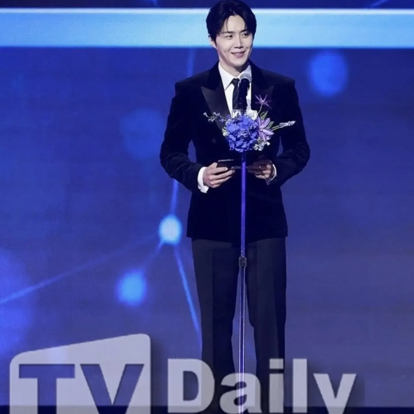 Cuplikan di balik layar dari Kim Seonho
