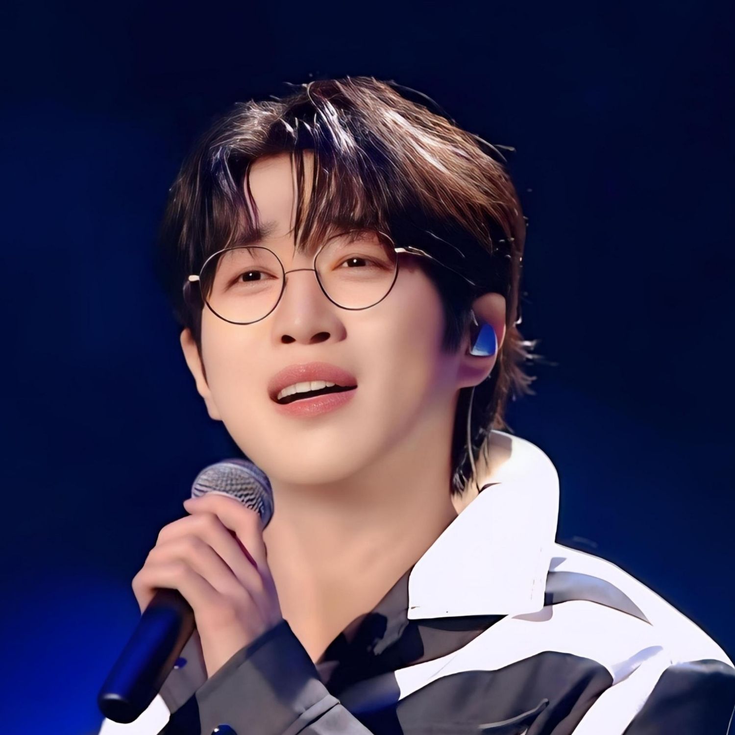 Recent activity shot of An Sunghoon