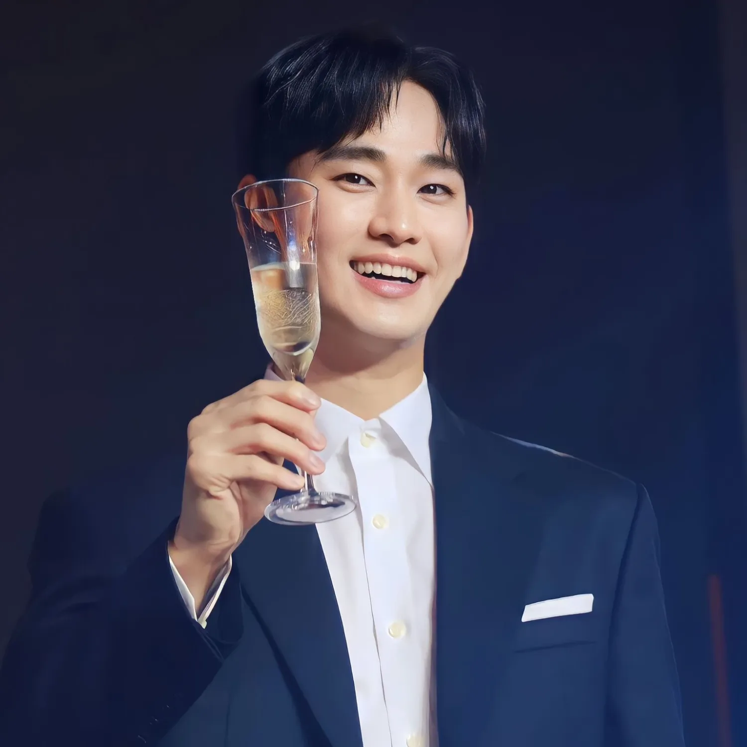 Recent activity shot of Kim Soohyun