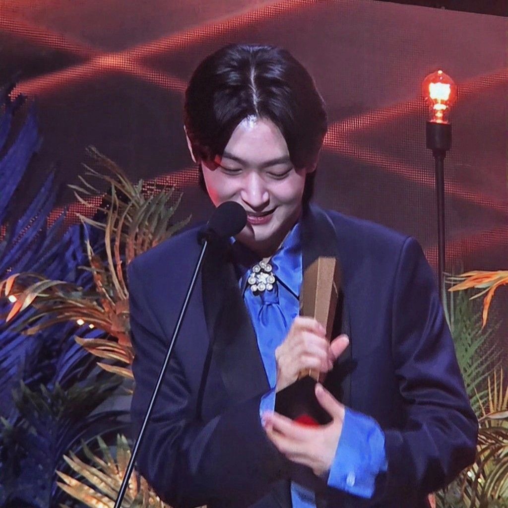 Latest photo of Kim Yongbin