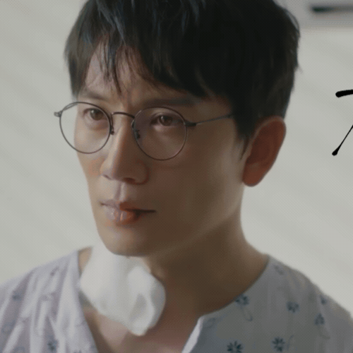 Recent activity shot of Ji Sung