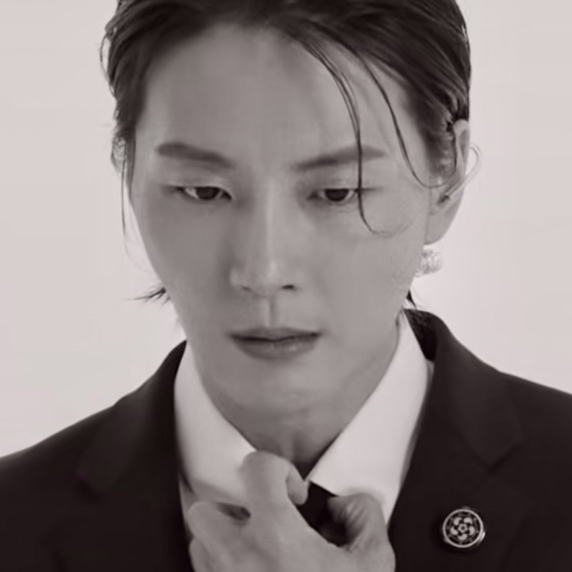 Latest photo of Yoon Shiyoon