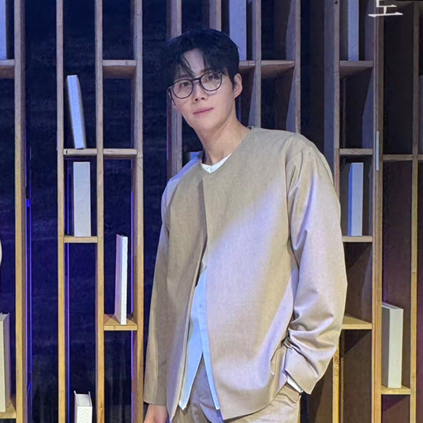 Momen yang diabadikan oleh penggemar Kim Seonho