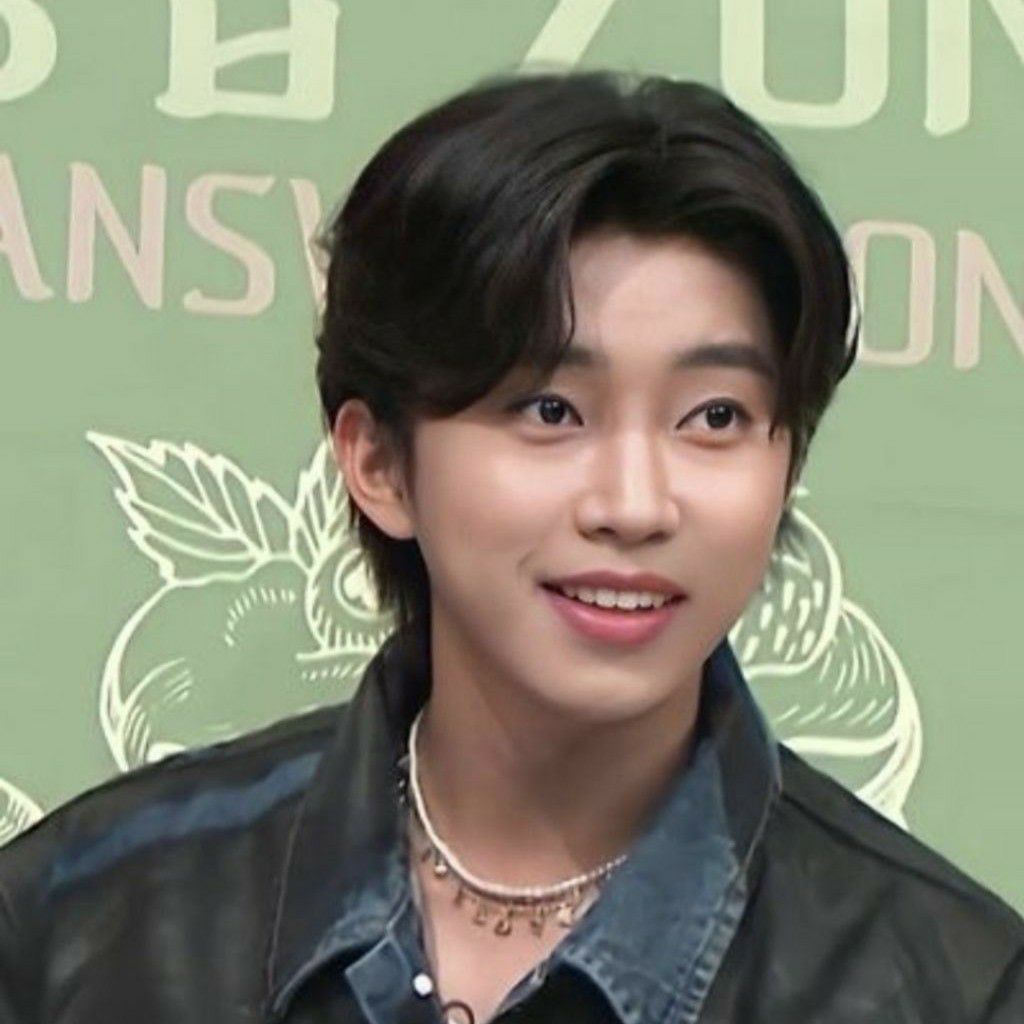 Cuplikan di balik layar dari Lim Youngwoong