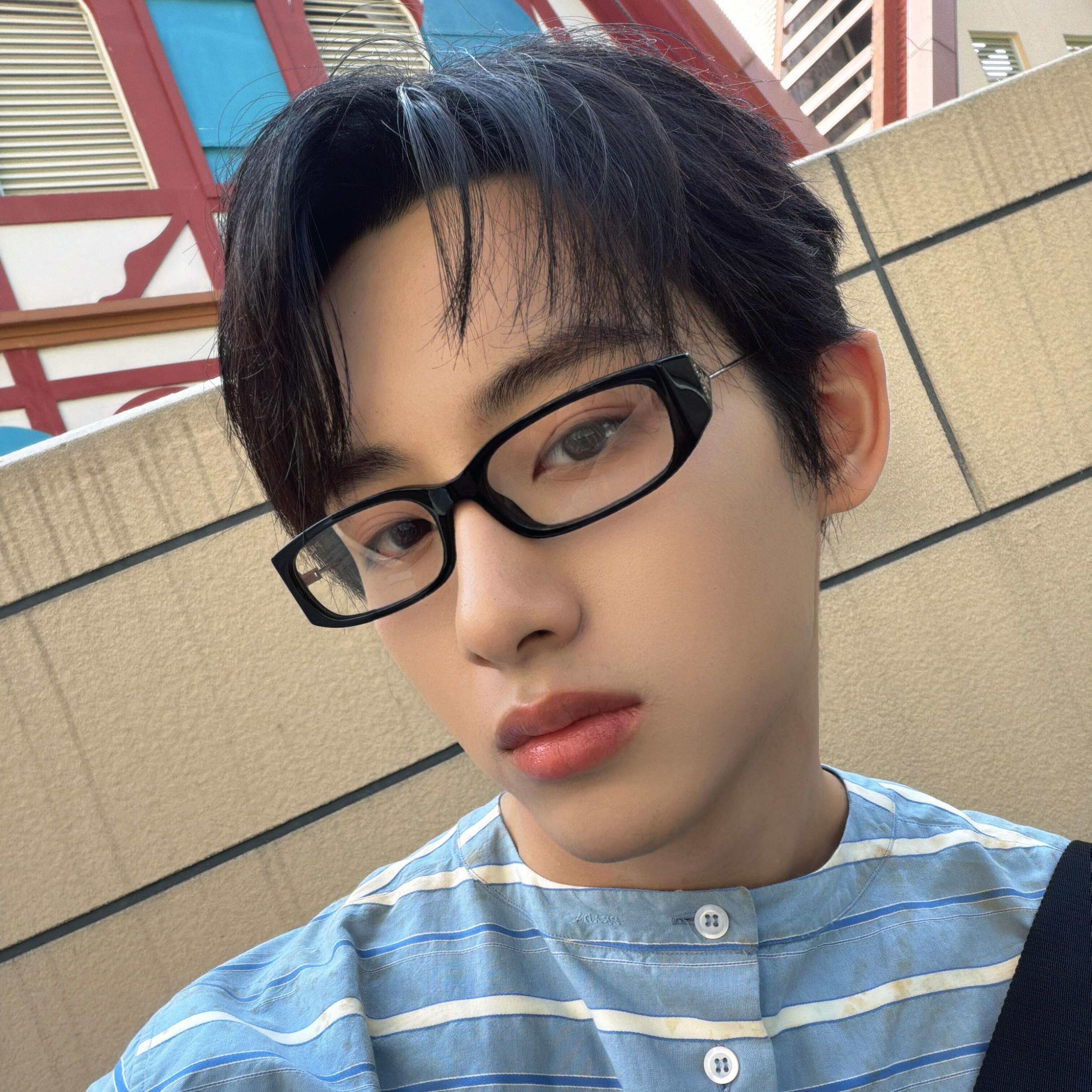 Behind-the-scenes cut of Winwin