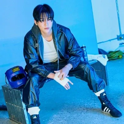 Foto kegiatan terbaru dari Rowoon