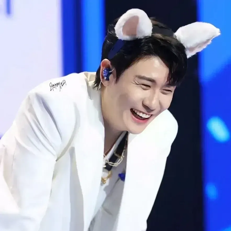 영탁의 비하인드 컷