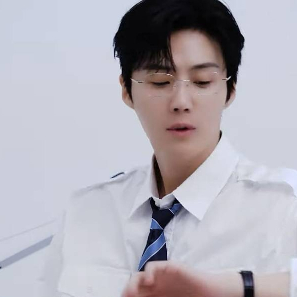 Foto terbaru dari Kim Seonho