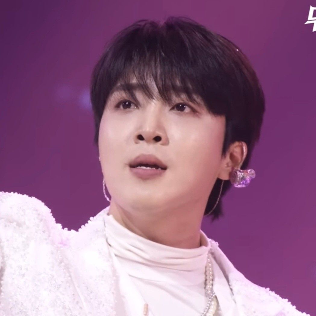 Behind-the-scenes cut of Hwang Yunsung