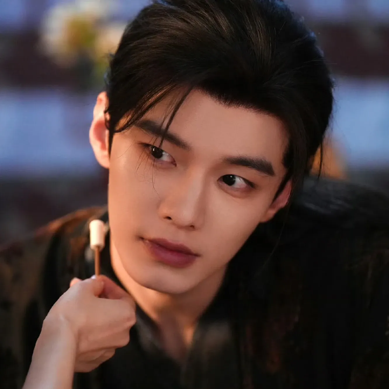 Recent activity shot of He Yu