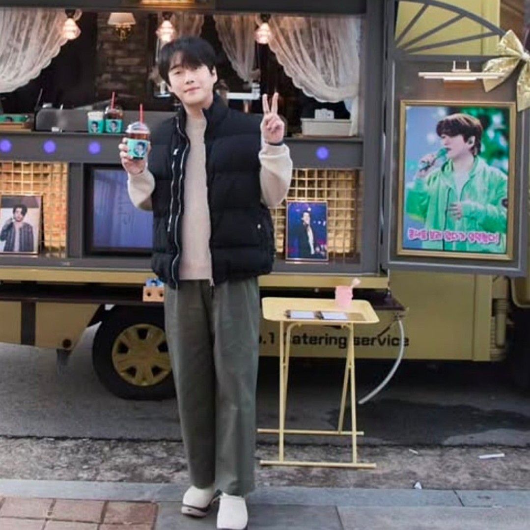 Recent activity shot of Hwang Youngwoong