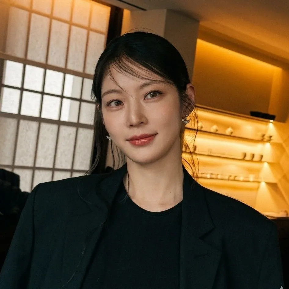 Recent activity shot of Gong Seungyeon