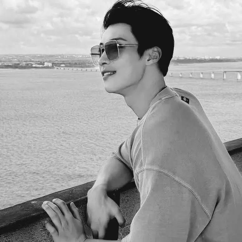Behind-the-scenes cut of Woo Dohwan