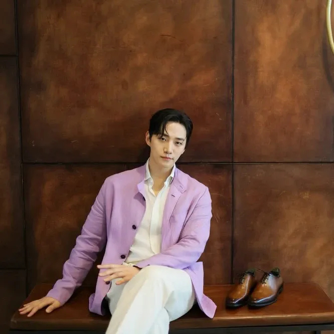 Foto kegiatan terbaru dari Lee Junho